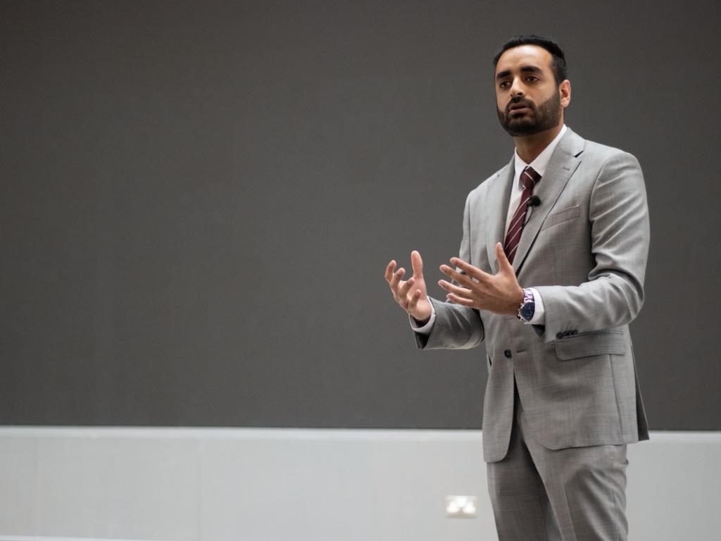 National 3MT Competition | Qatar University - Image40